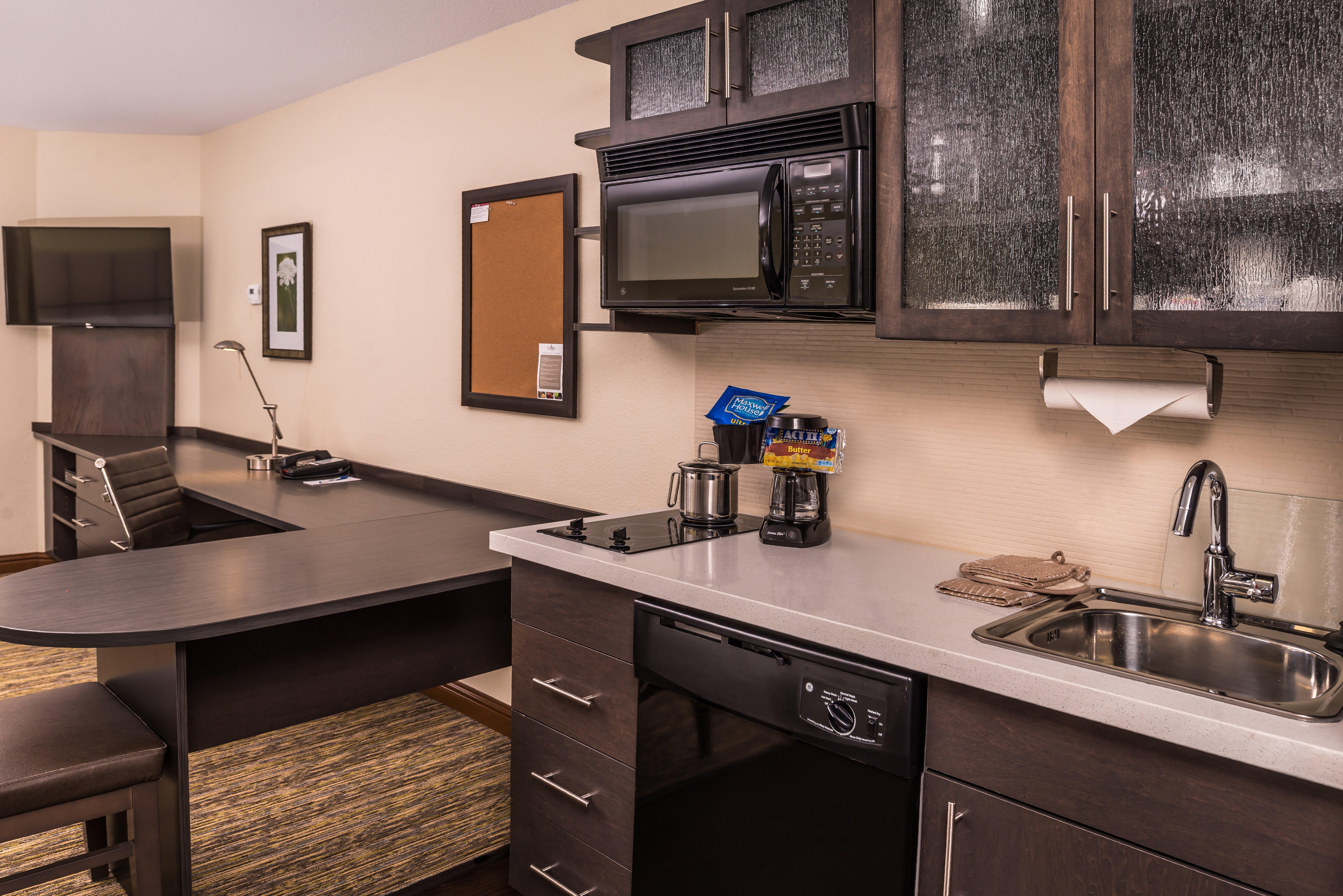 Candlewood Suites - Topeka West By Ihg Exterior foto