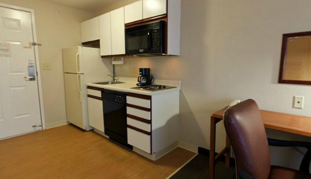 Candlewood Suites - Topeka West By Ihg Quarto foto