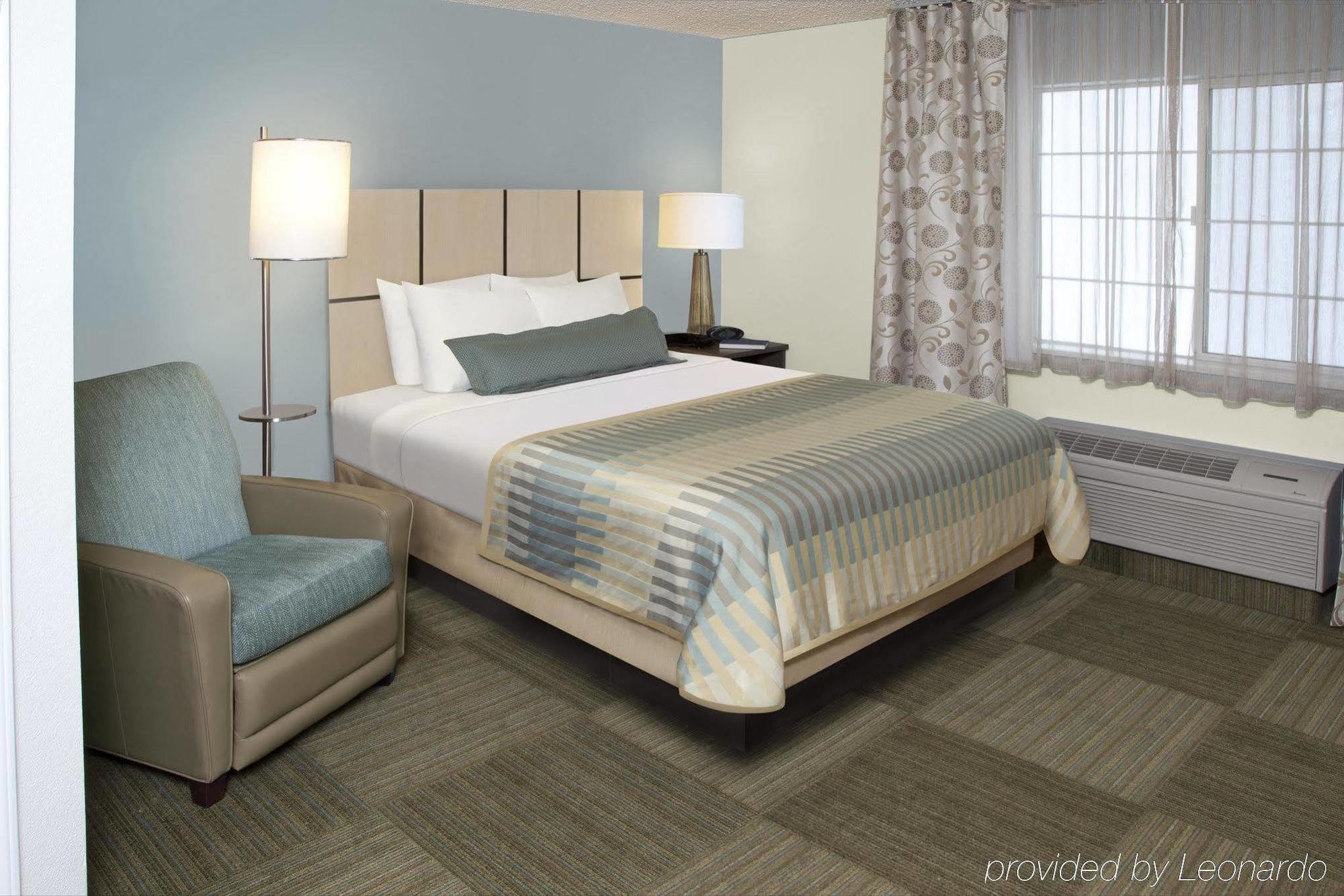 Candlewood Suites - Topeka West By Ihg Exterior foto